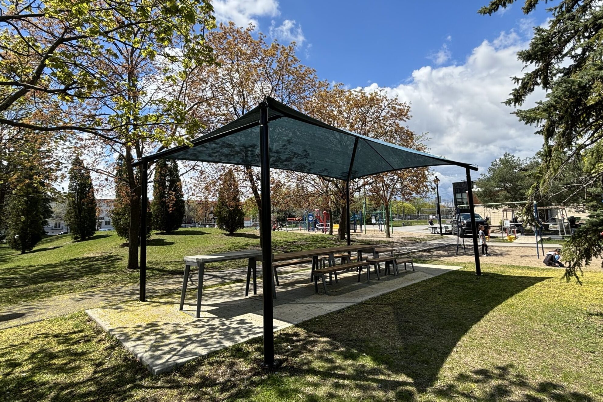 Shade Sails Ontario: Shade Sails vs Pergolas and Gazebos